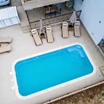 Appartamento Elegant House 3d By The Sea With Pool And Included Breakfast