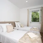 Elegant House 3d By The Sea With Pool And Included Breakfast Appartamento *