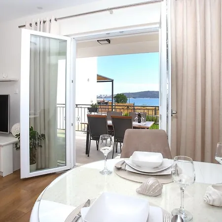Apartment 3d By The Sea Kastela