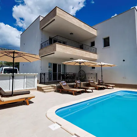 Elegant House 3d By The Sea With Pool And Included Breakfast Appartamento *