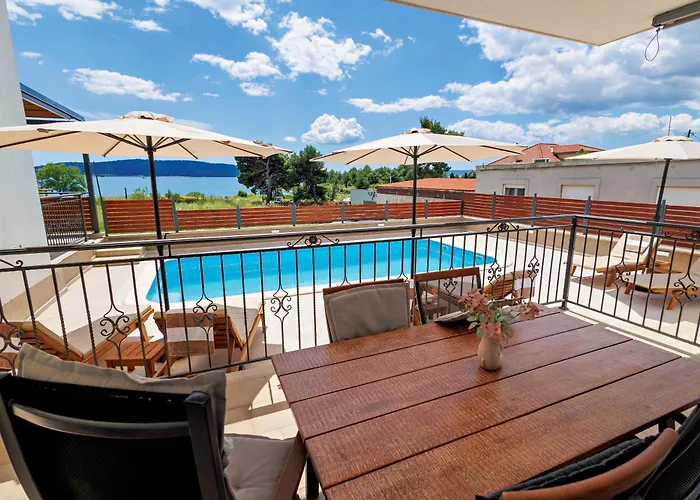 Elegant House 3d By The Sea With Pool And Included Breakfast Appartamento *