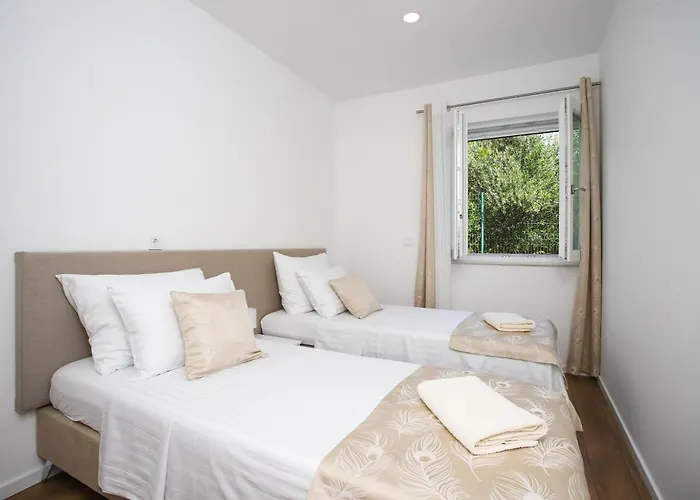 Elegant House 3d By The Sea With Pool And Included Breakfast Appartamento *